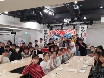 神奈川県T大学部活新入生歓迎会にて公認マグロ解体ショー
